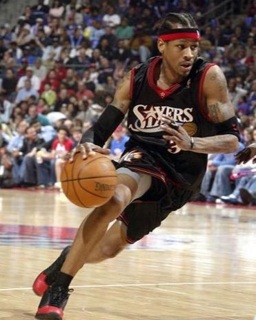 打得一般！探花秀埃奇库姆13投5中&罚球3中3 得到15分5板3助（表现平平：探花埃奇库姆13投5中、3罚全中拿下15分5板3助）