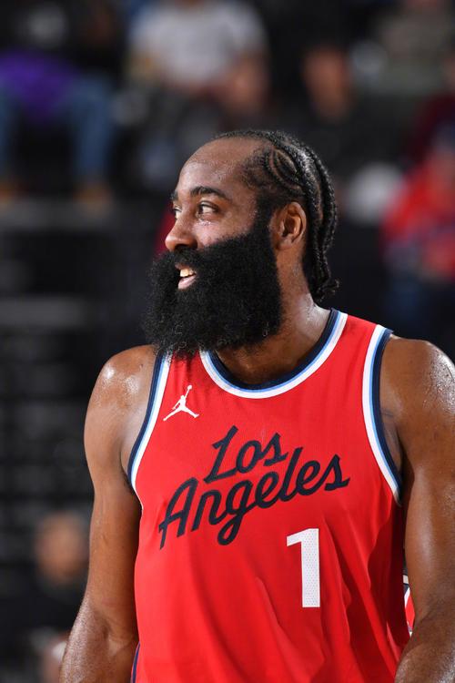 麦孔：劳塔罗打进一个真正队长般的进球，向队友传递他的决心（麦孔：劳塔罗轰出队长式进球，将决心传达给队友）