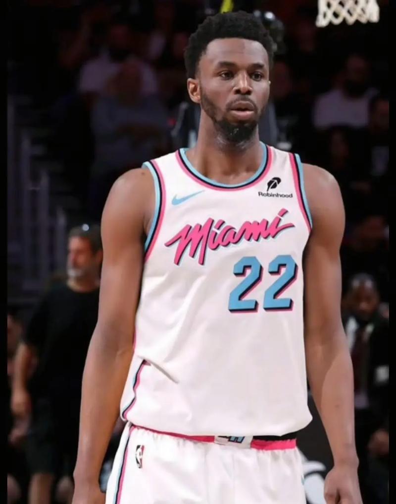 斯基拉：米兰近期密切关注雷恩18岁前锋穆罕默德-梅特（斯基拉：米兰近来重点考察雷恩18岁前锋穆罕默德-梅特）