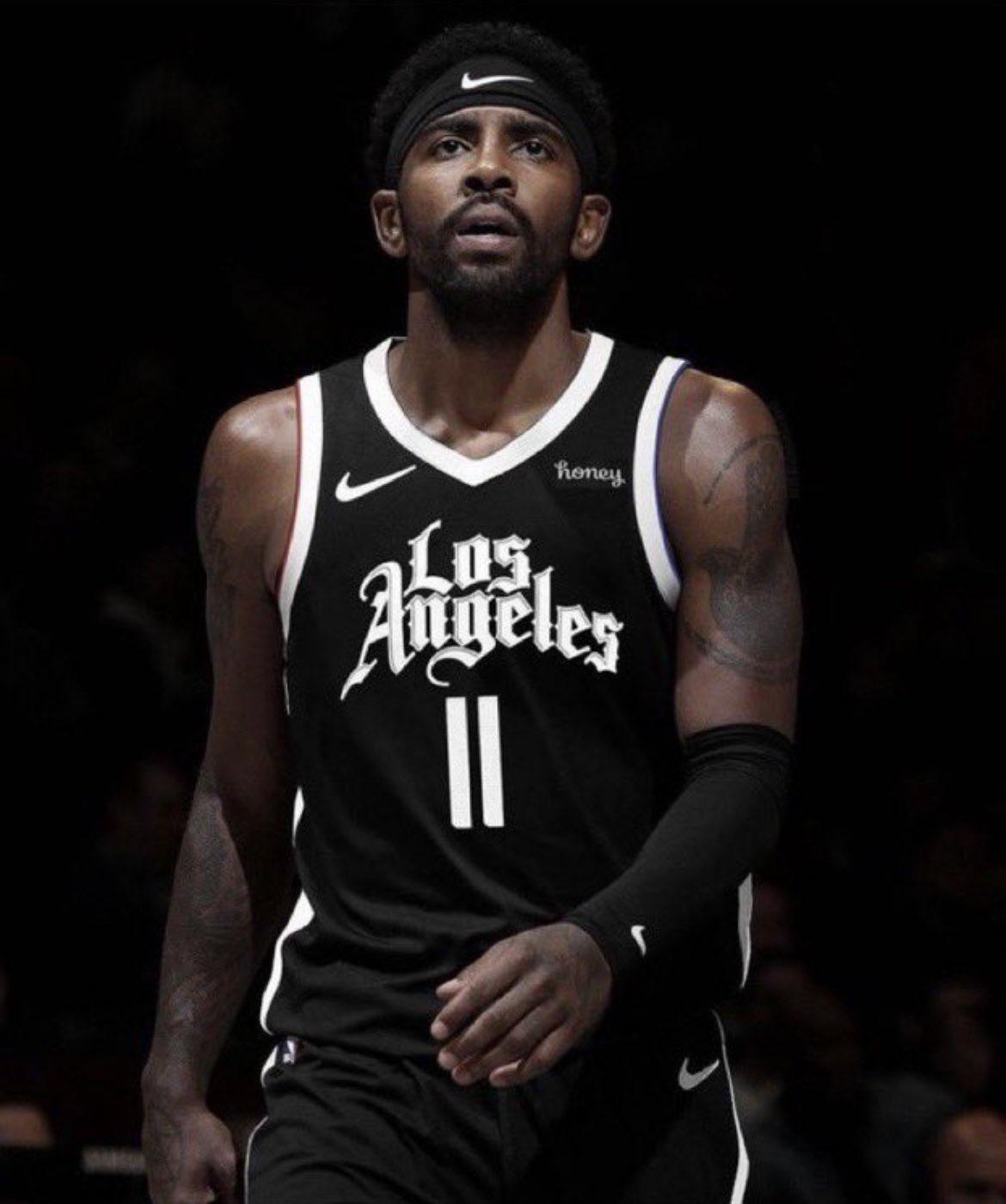 太豪横了！巴黎圣日耳曼总身价11.9亿欧，三人身价过亿欧（豪气冲天！巴黎圣日耳曼总身价达11.9亿欧，三将身价破亿）