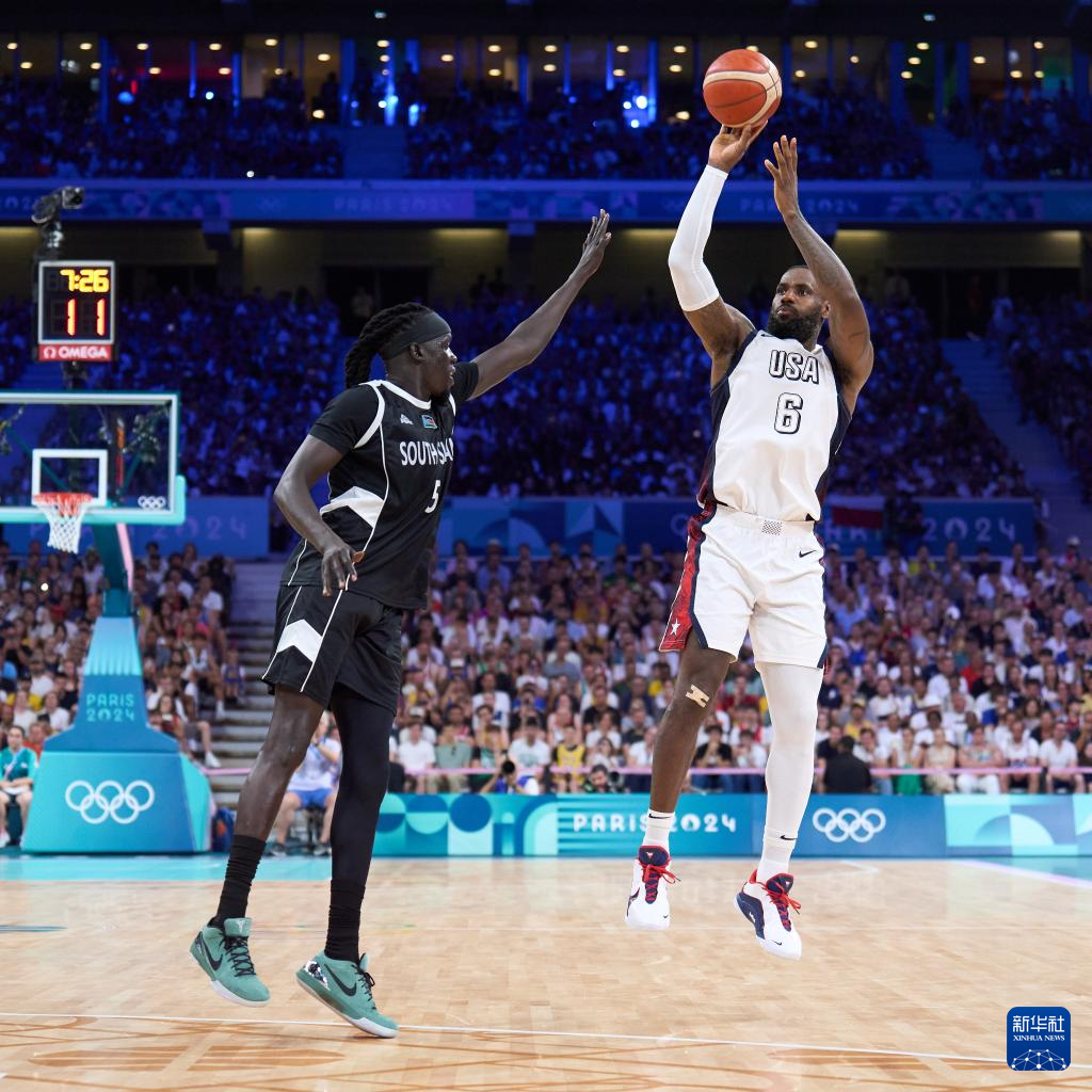 经纪人：如果孔蒂继续执教那不勒斯，洛博特卡可能会要求离队（经纪人：孔蒂若留任那不勒斯，洛博特卡或申请转会）