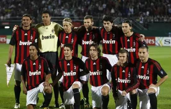 中超：武汉三镇主场1-0小胜上海申花（中超战报：武汉三镇主场1-0力克上海申花）