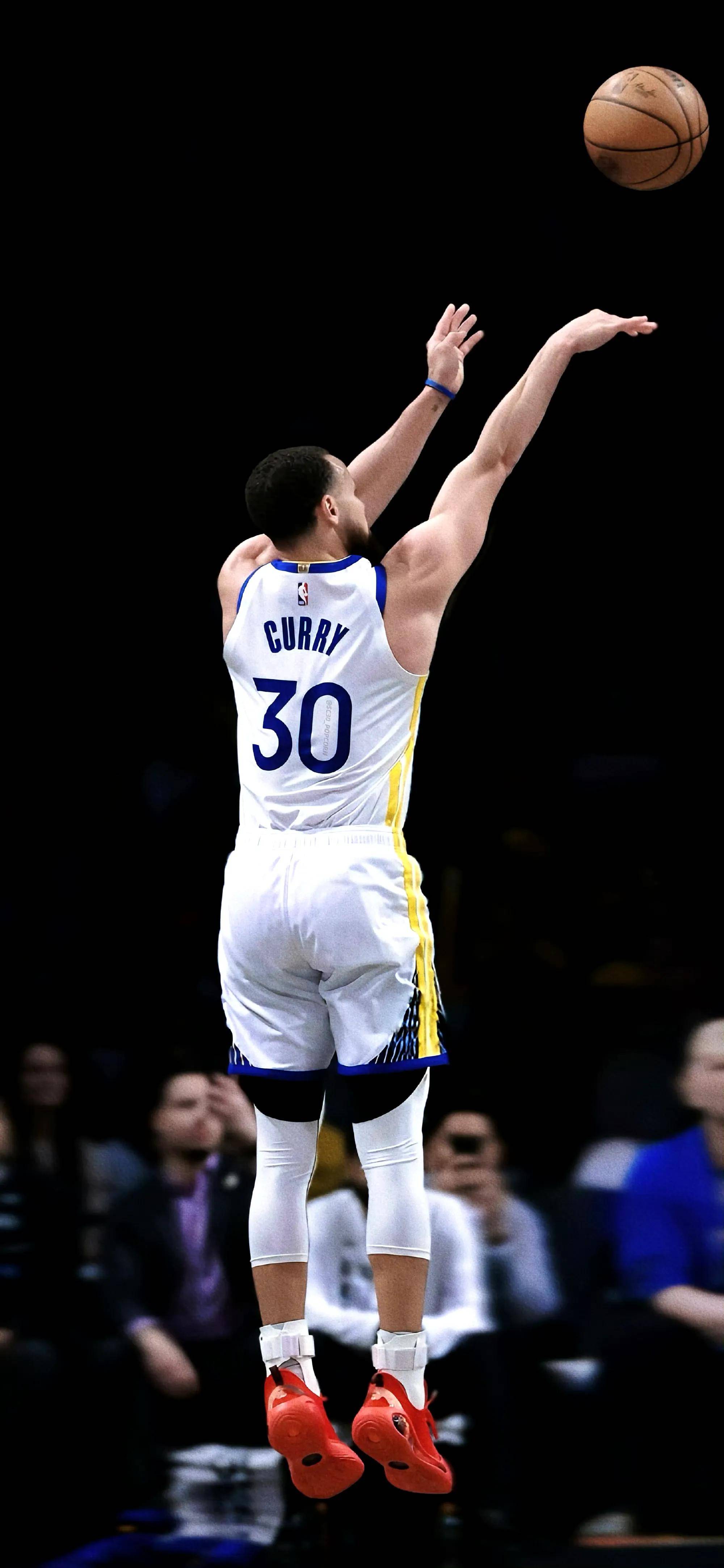 国安3-0河南平足协杯决赛最大分差，此前4场决赛曾出现3球差距（国安3-0河南，追平足协杯决赛最大分差；此前已有4场决赛现三球差距）