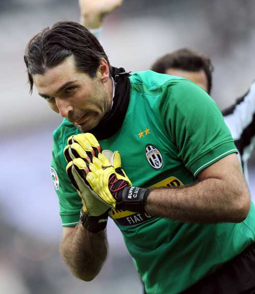 灰熊vs爵士前瞻：埃迪受伤内线实力锐减，爵士能否客场爆冷（灰熊战爵士前瞻：埃迪伤缺内线受损，爵士能否客场爆冷？）