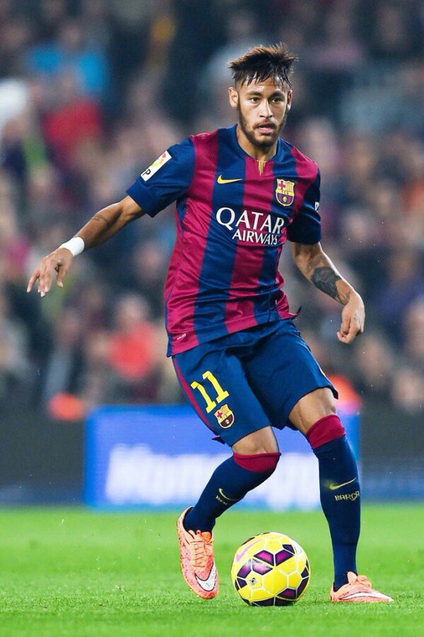 遗憾空砍！亚历山大22投14中贡献33分8助攻（高效难救主！亚历山大22投14中砍下33分8助仍憾负）