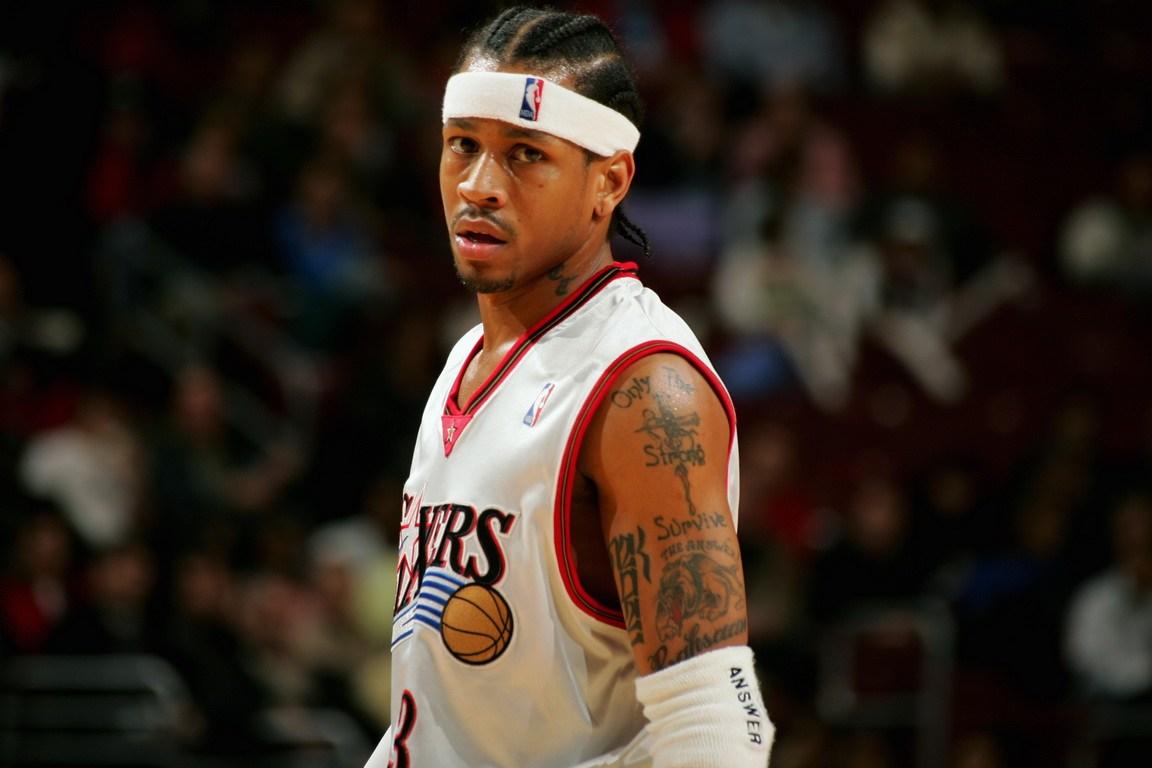 阿利恩和琼斯“略显平淡”，能否把江苏女篮带入总决赛？（阿利恩、琼斯发挥不亮眼，江苏女篮还能冲进总决赛吗？）