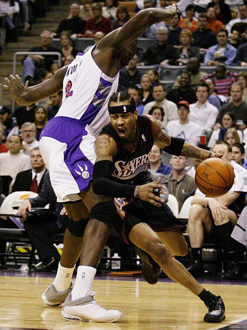 博主：卢永涛与泰山队合同到期，大概率以自由身加盟上海海港（博主称卢永涛与泰山队合同期满，极有可能以自由身加盟上海海港）