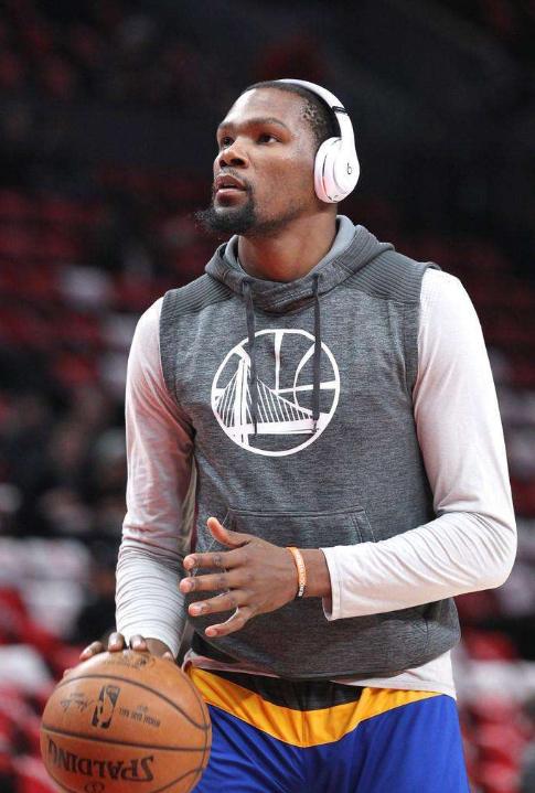 这队就是冠军级别的样子（这队具备冠军相）